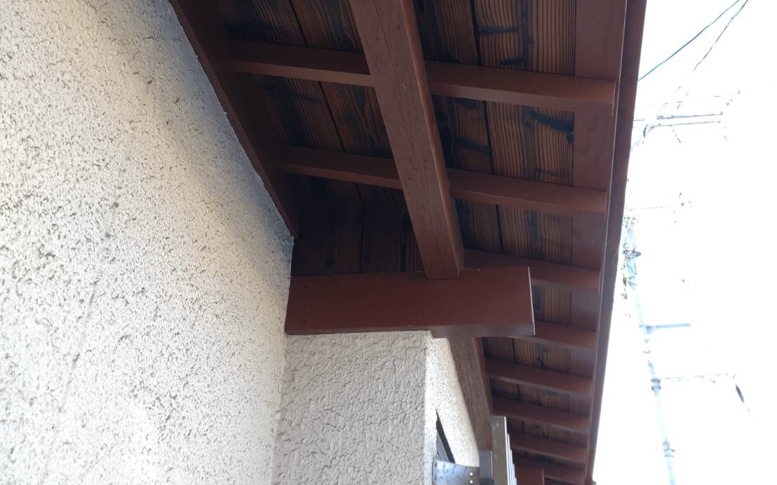 【現場ブログ】白アリの被害にあった屋根の取り換え工事